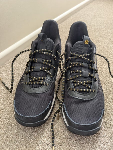 Under Armour Curry 11's Carousel 2