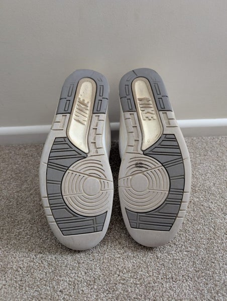 Air Jordan 2 Retro Carousel 3