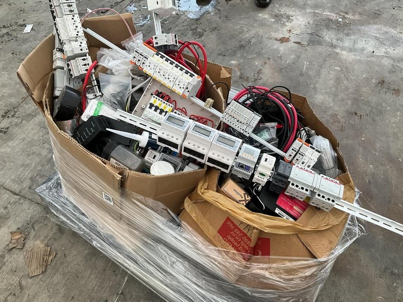 Circuit Breakers and Assorted Electrical Equipment (SolarZero Stock) Carousel 2