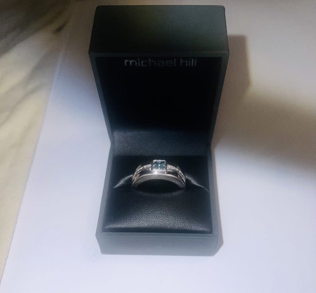 Mens diamond ring - Michael hill Carousel 10