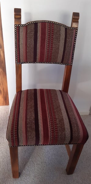 Dining table with matching chairs Carousel 4