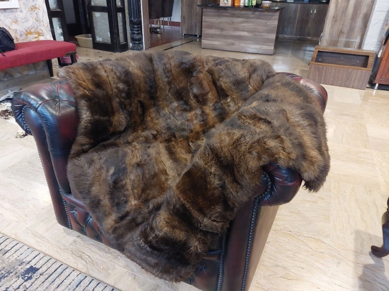 New Single Natural Brown Real NZ Possum Full Fur Throw - No Reserve! - B6375 Carousel 2