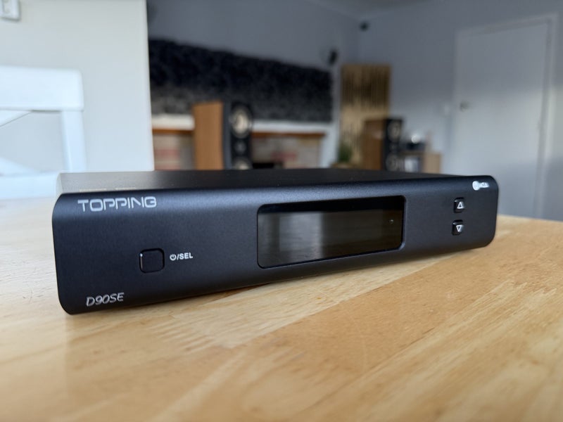 Topping D90SE Desktop USB DAC Carousel 1