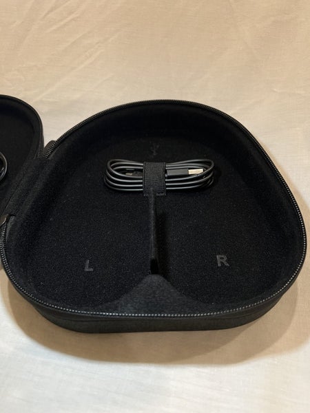Sennheiser Momentum 4 Carousel 10