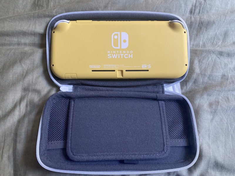 Nintendo Switch + Skyrim, Pokémon, Zelda Carousel 2