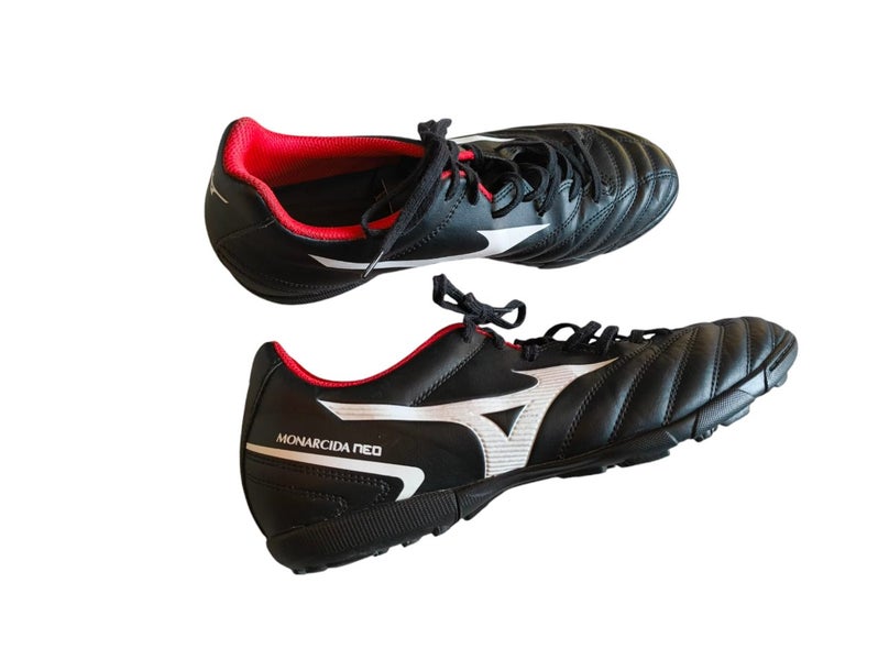 Mizuno Monarcida Neo II Football Boots Size US 8.5 Carousel 1