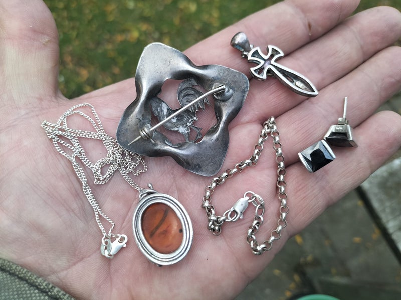Assorted Sterling Silver Jewellery + One Other Carousel 2