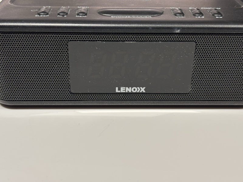 Bluetooth Radio Alarm Clock With Built-in Wireless Charging Pad - $1 Reserve Carousel 2