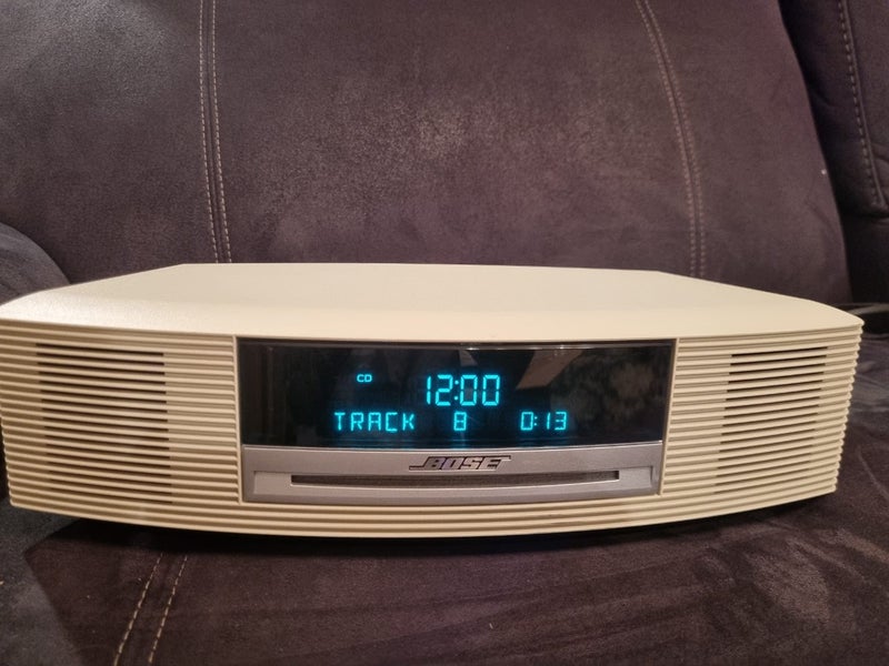 BOSE Wave Music System (MP3 Player) Carousel 1