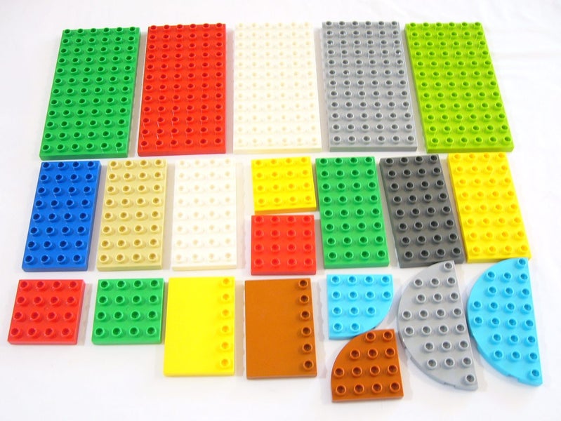 ®™DUPLO - Large Bulk lot 21 Assorted Base Plates Carousel 2