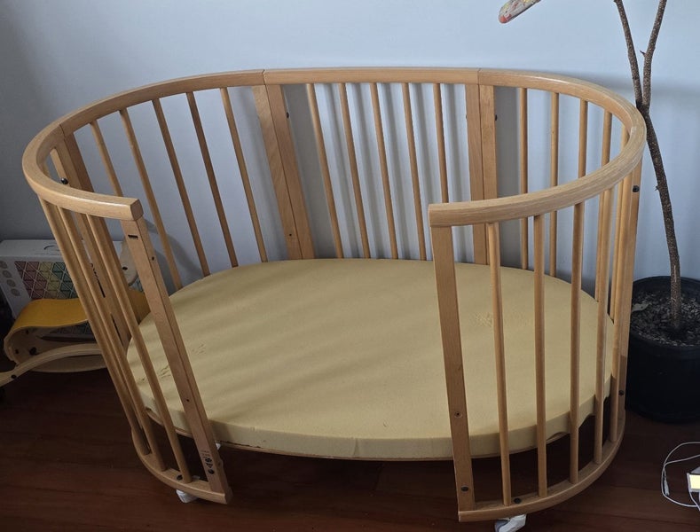 Stokke Sleepi Bed Carousel 1