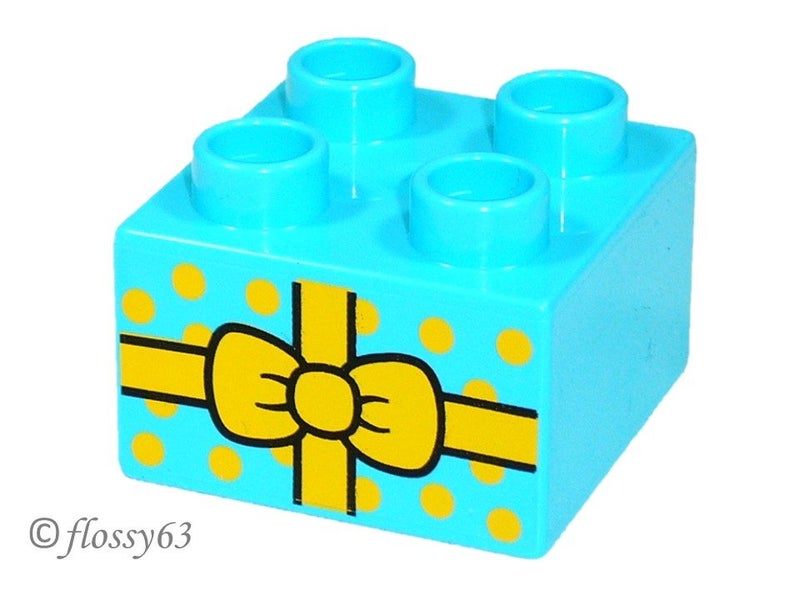 ®™DUPLO - Med Azure Brick Present/Gift with Bow & Polka Dots Patt ~Retired 2017~ Carousel 1