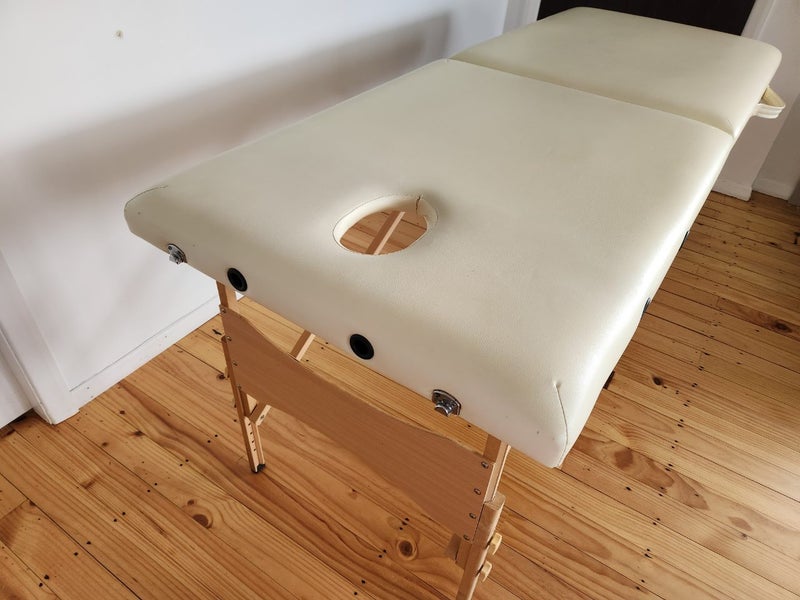 Massage Table Carousel 1