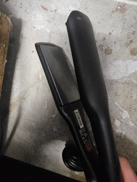 GHD Max Straighteners Carousel 3