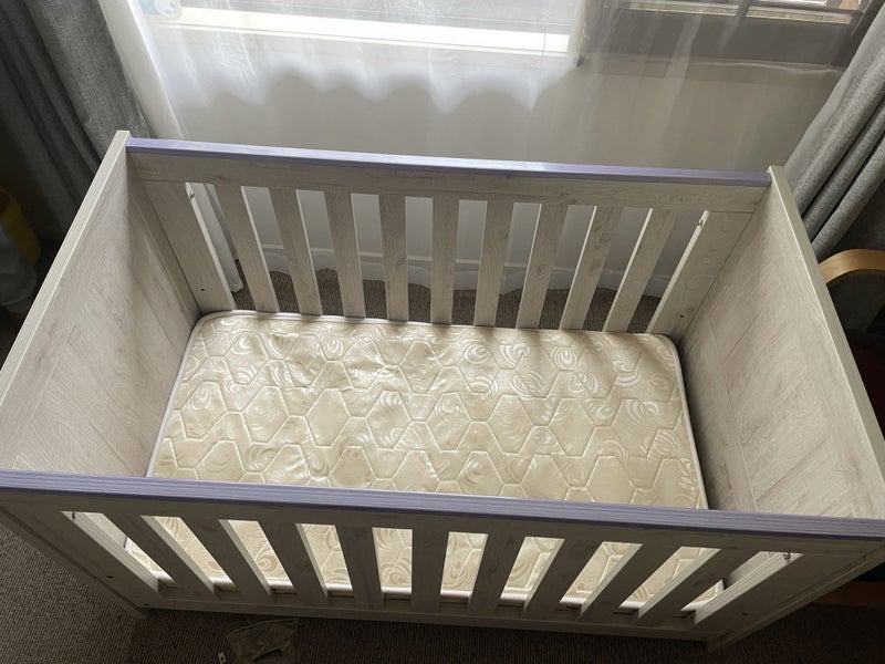 Houston Cot - for transition your little one from cot to bed Carousel 6