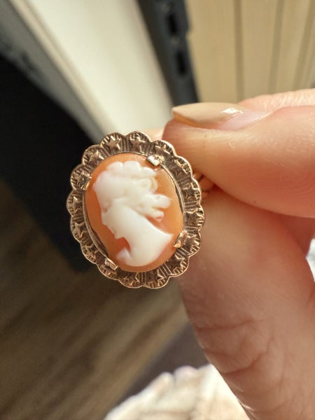 9ct Gold Cameo Ring Antique Carousel 14