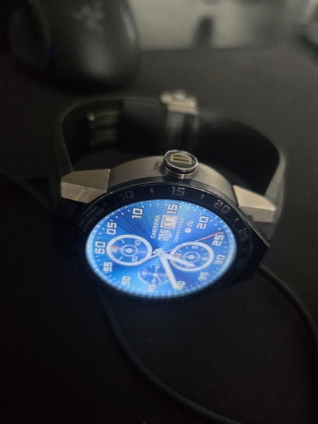 Tag Heuer connected Carousel 2