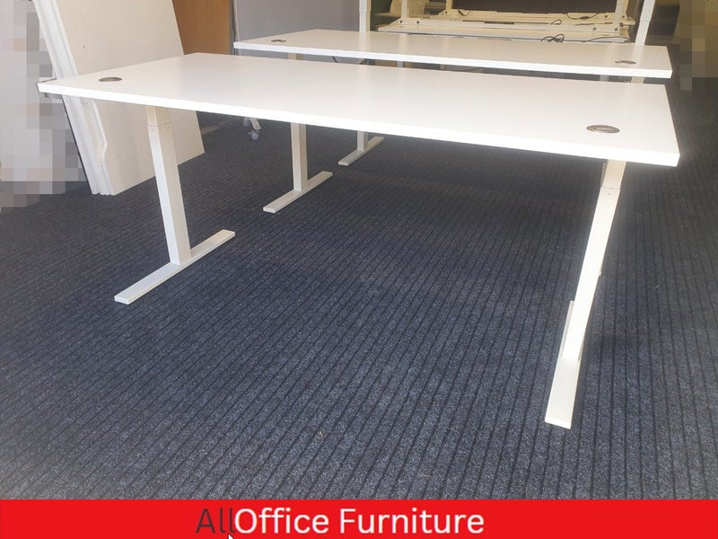 Electric Desk , Standing Desk, Height Adjustable desk. 1800x800 Carousel 1