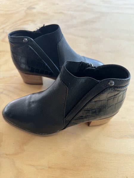 Hush Puppies Black “Cayman” Zip Up Boots Size 5 Carousel 2