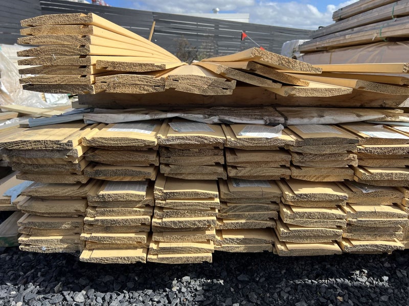 !! Clearance Deal !! WeatherBoard 142x18 BevelBack (Delivery Within Auckland) Carousel 2
