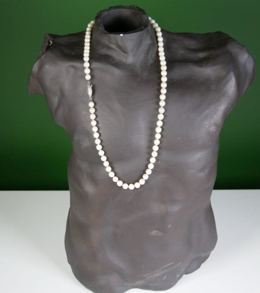 Vintage Genuine Cultivated Salt Water Pearl Necklace With Sterling Silver Clasp Carousel 1