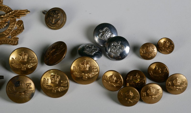 Collection of Vintage Badges & Buttons - Including NZAF / Canada AF Carousel 3