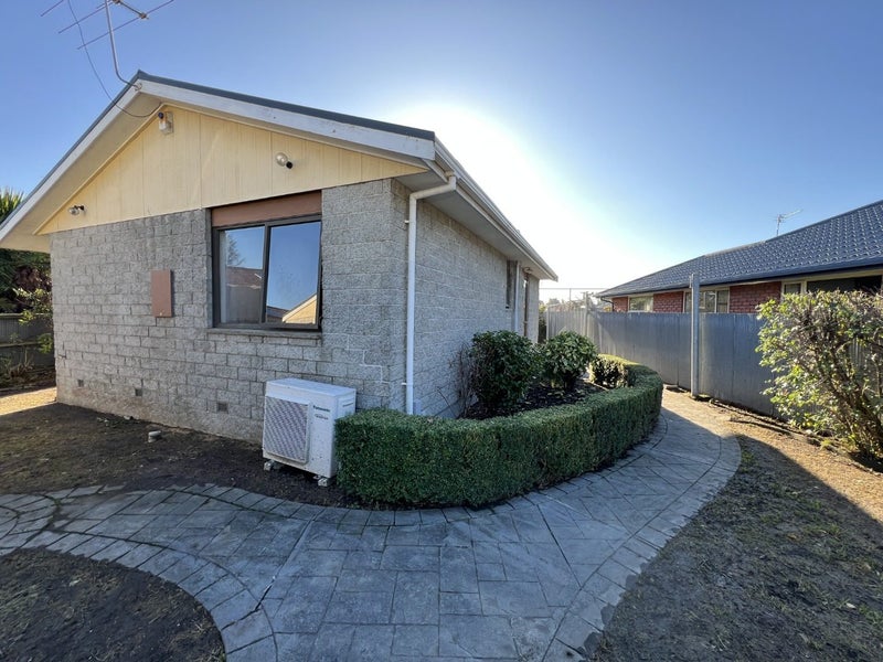 Image 1 of 18