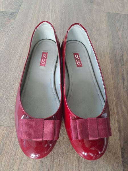 Womans Dress Shoes Carousel 4