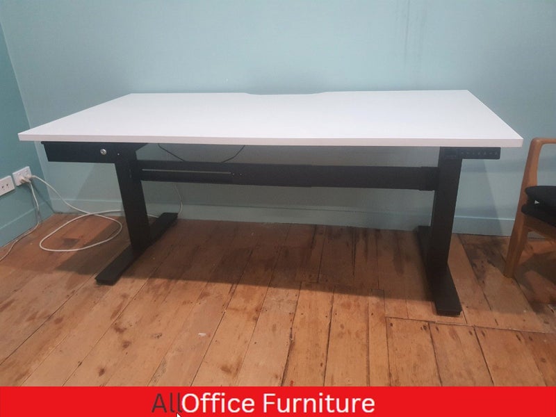Electric Desk, Standing Desk, Height adjustable desk by Europlan Carousel 1
