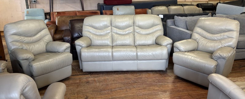 D.A Lewis Full Leather 3+1+1Seater Lounge Suite Carousel 2