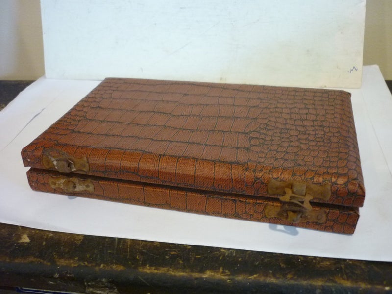 GOLD SCALES AND WEIGHTS. CASED. ORIGINAL CASE Carousel 6
