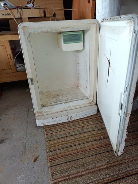 vintage mini fridge Carousel 5