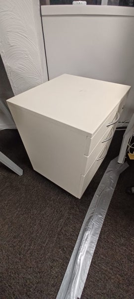 Mobile Drawer Unit (multiple) Carousel 1
