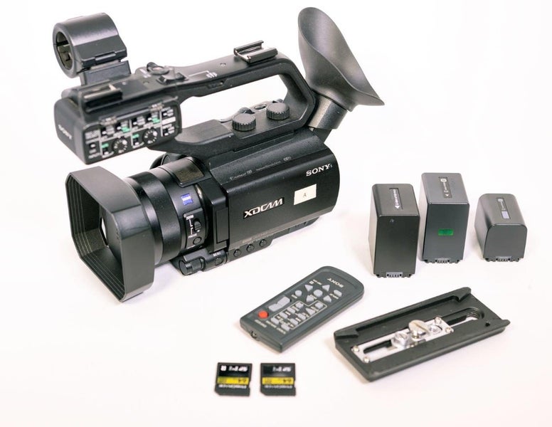2 X Sony PWX-70 Video Camcorders Carousel 1