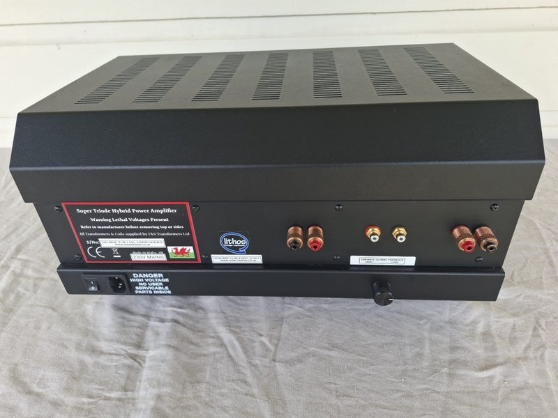 Tom Evans 'Linear A', mark 111, Stereo Valve/hybrid Power amp' Carousel 2