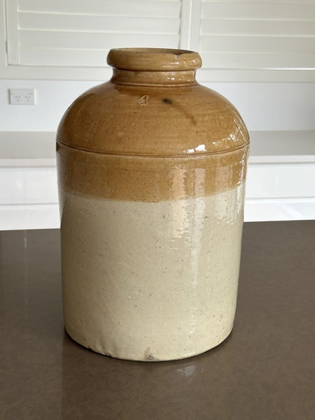 Beautiful antique glazed stoneware crock, an oldie but a goodie - $1 RESERVE Carousel 1