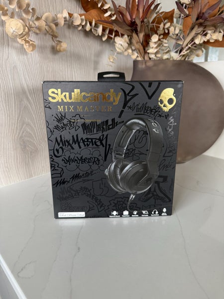 Skullcandy Mix Master Headphones Carousel 1