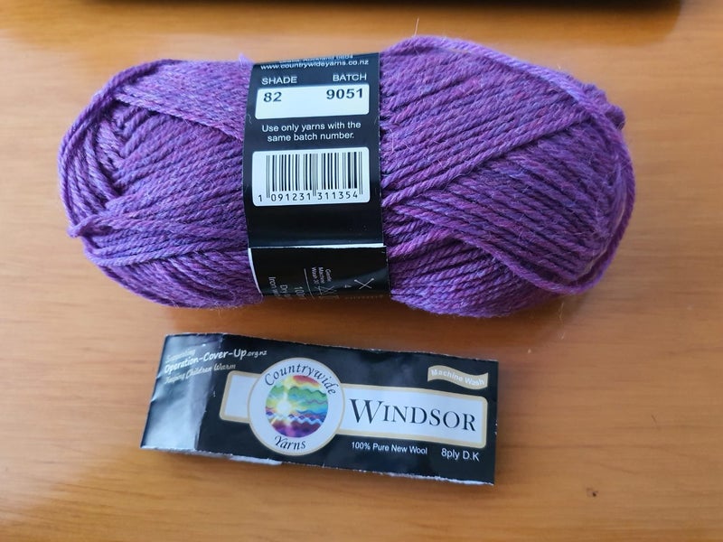 Windsor 82 100% Knitting Wool 50g purple/pink Carousel 1