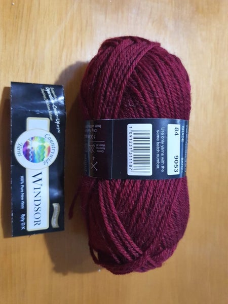 Windsor 84 100% Knitting Wool 50g Dark Red Carousel 1