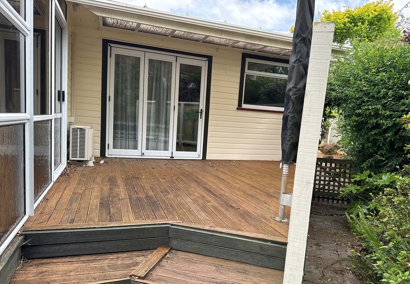 Image 1 of 18