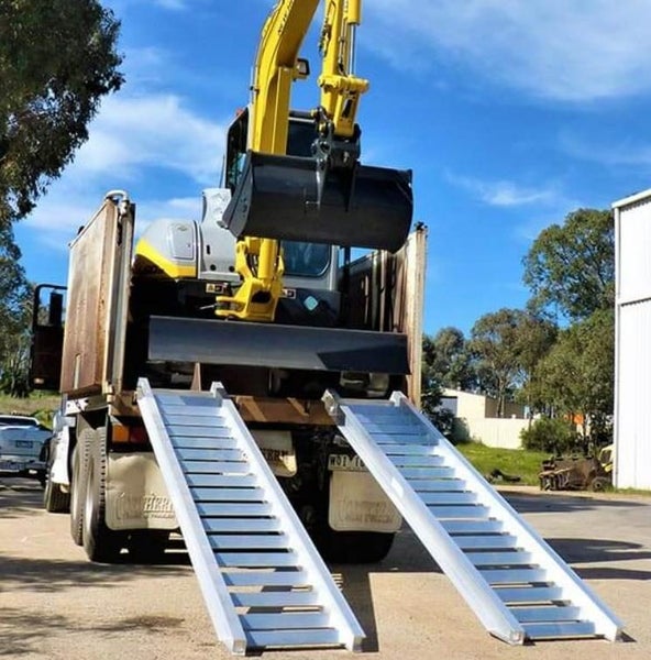 Max Attachments NZ made Heavy Duty aluminium ra... Carousel 1