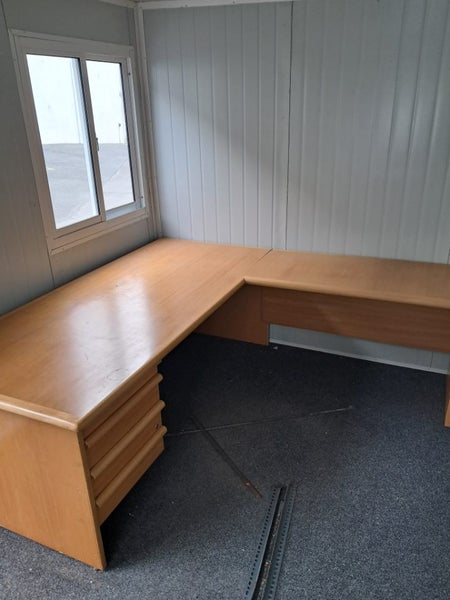 Large Corner Desk Carousel 1