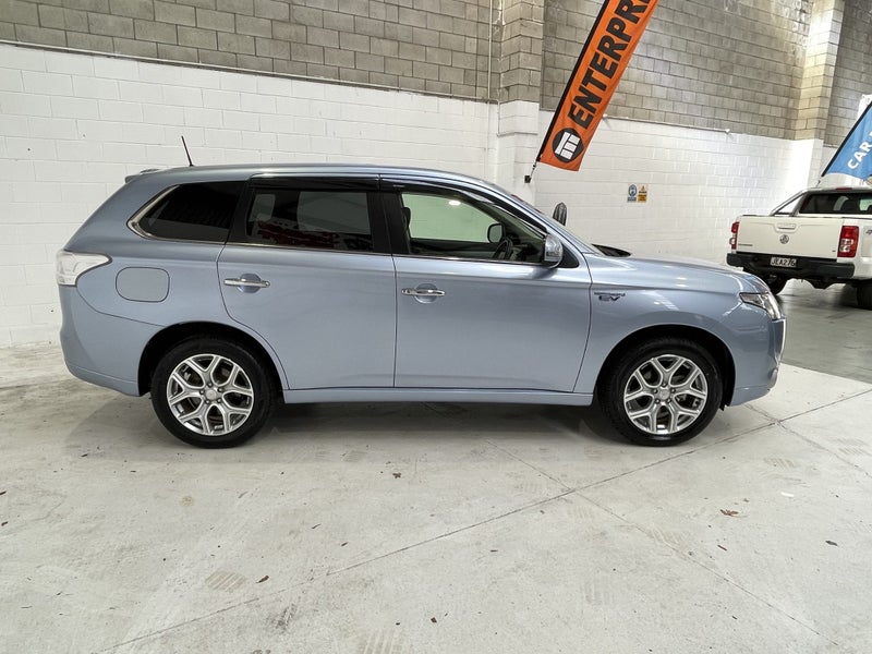 2014 Mitsubishi Outlander PHEV G PREMIUM 4X462863260513667114