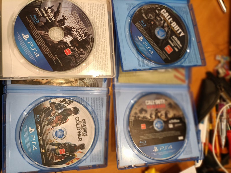 (PS4) Call of Duty Package Carousel 2