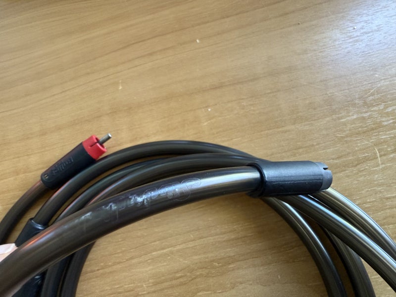 Slinkylinks pure silver RCA's 1.25m Carousel 2