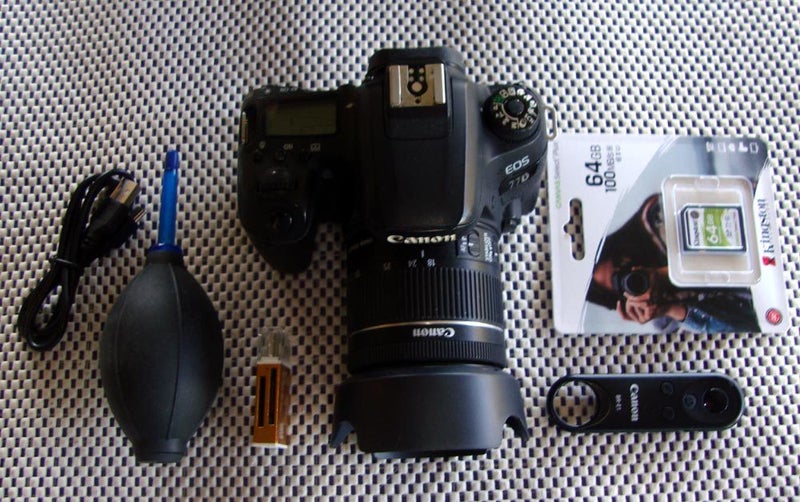 CANON EOS 77D LENS KIT - Nice Condition!62936672032385112