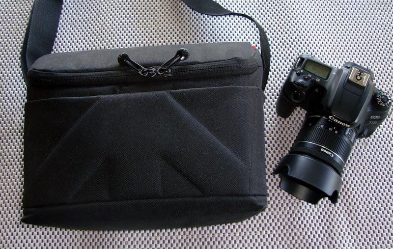 CANON EOS 77D LENS KIT - Nice Condition!62936672032385111