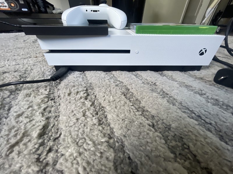 Xbox 1 with sims 4 game Carousel 4