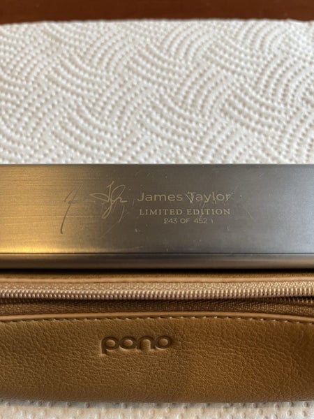 Pono Player - James Taylor Signature #243 of 452 made Carousel 2