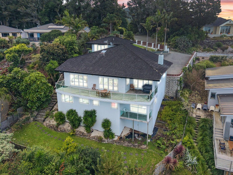 Image 2 of 25
